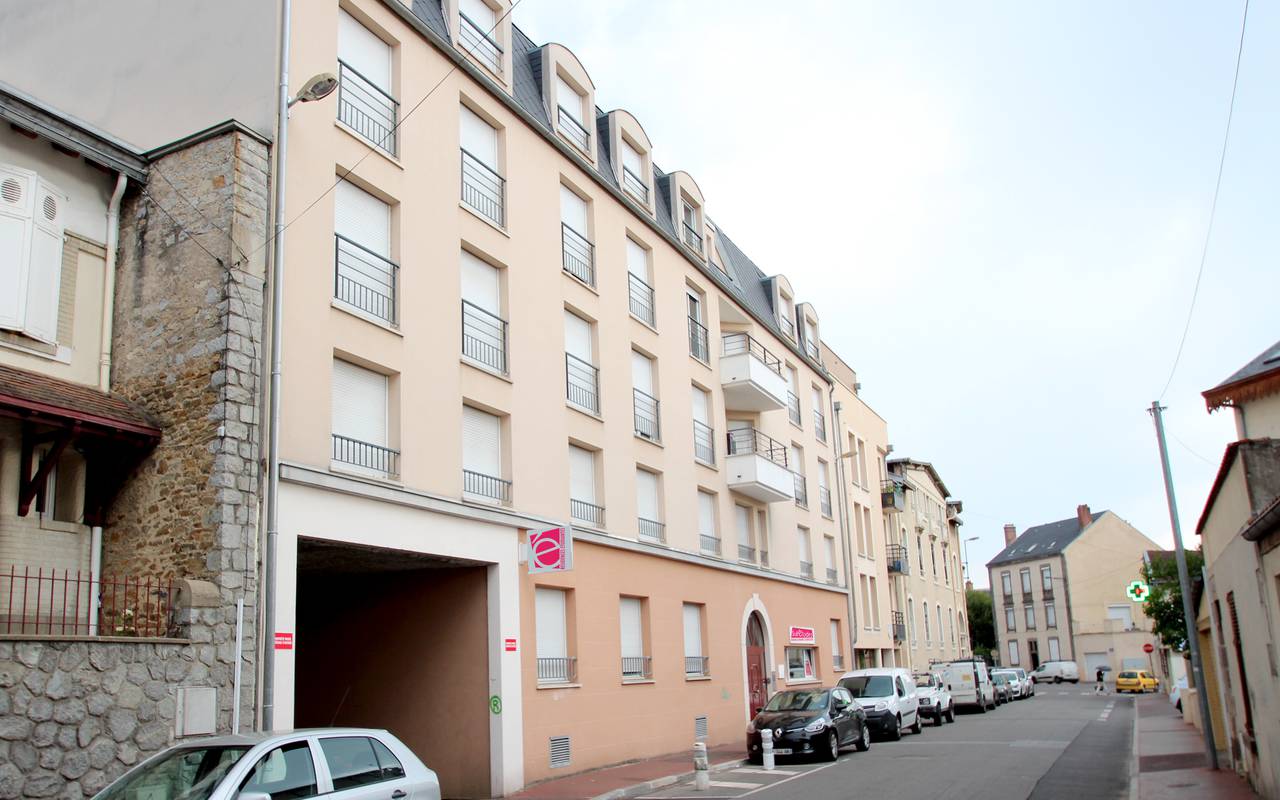 façade résidence location moyen séjour à Limoges